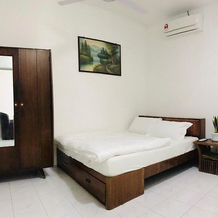 Alyn Homestay Batu Pahat II Mohd Noor Luaran gambar