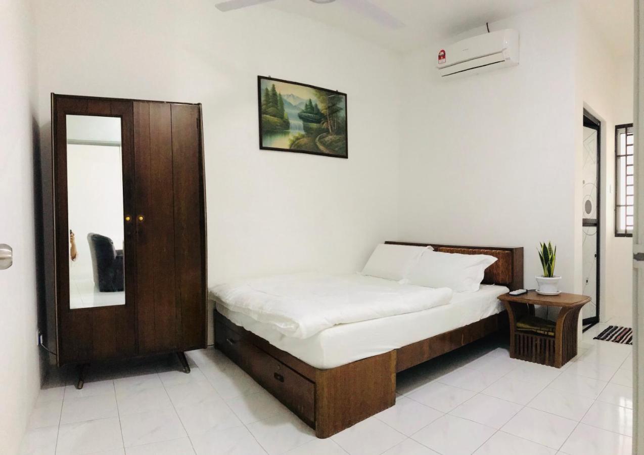 Alyn Homestay Batu Pahat II Mohd Noor Luaran gambar
