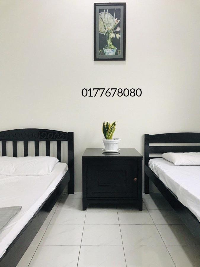 Alyn Homestay Batu Pahat II Mohd Noor Luaran gambar